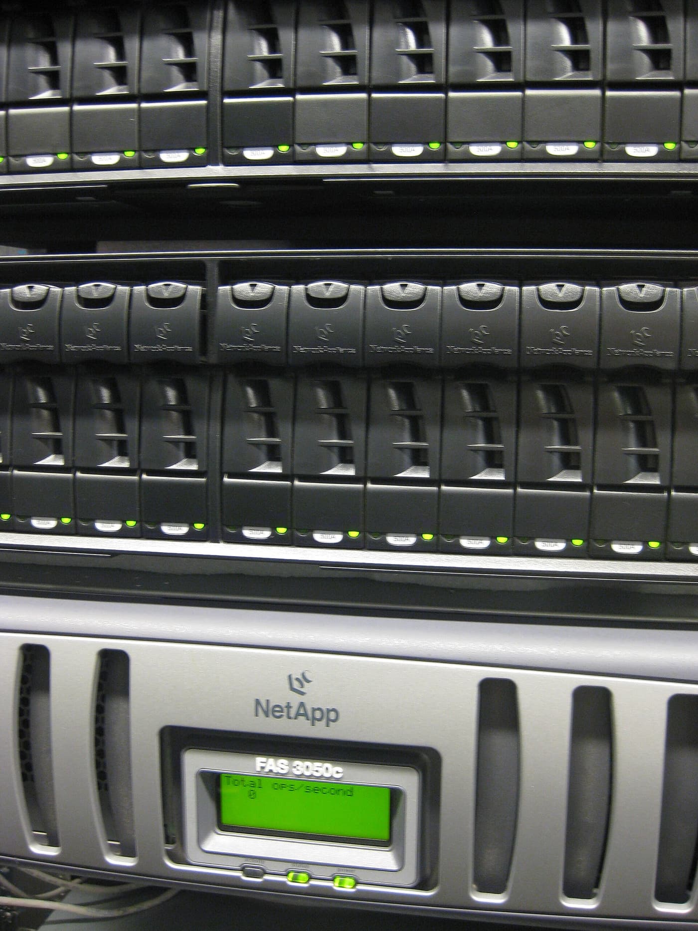 Enterprise storage array for backup and recovery